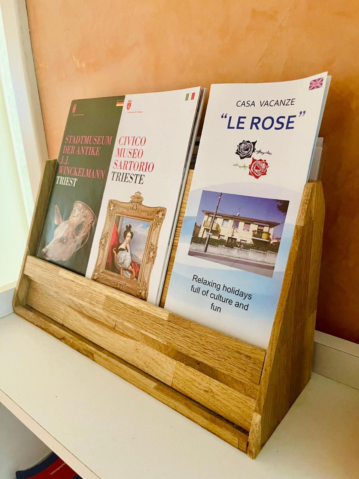 דירות טריאסטה Le Rose מראה חיצוני תמונה